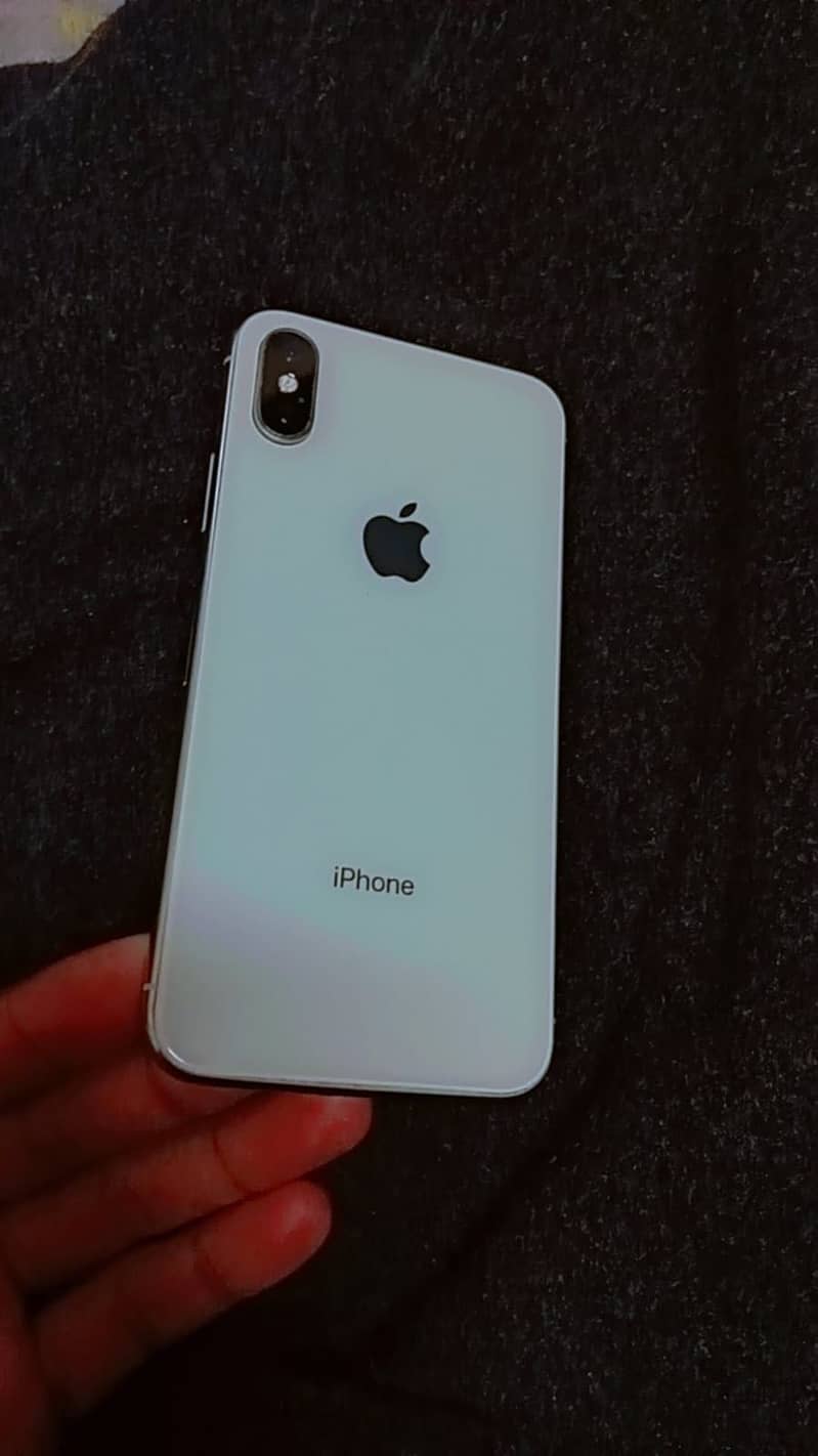iPhone x 64gb all sim’s working

                                                            alt=