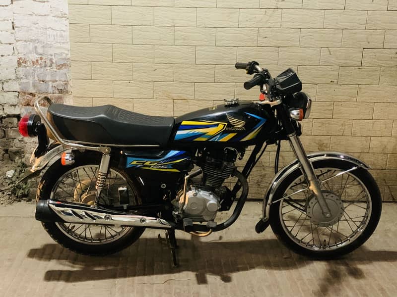Honda 125 2015 Model brand new

                                                            alt=