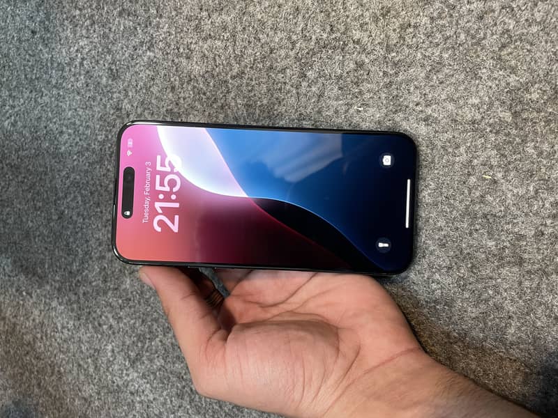 15 pro max -256gb - 10/10

                                                            alt=