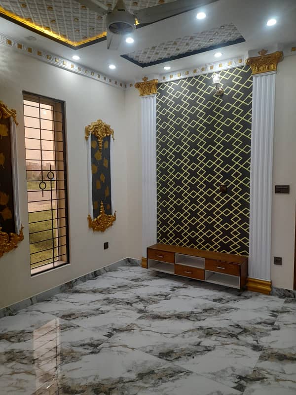 Modern Design 3 Marla House for Sale in Al Kabir Town Phase 2 | Hot Location

                                                            alt=