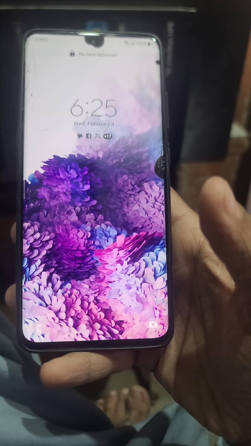 samsung s20 plus 12/128 pta approved

                                                            alt=