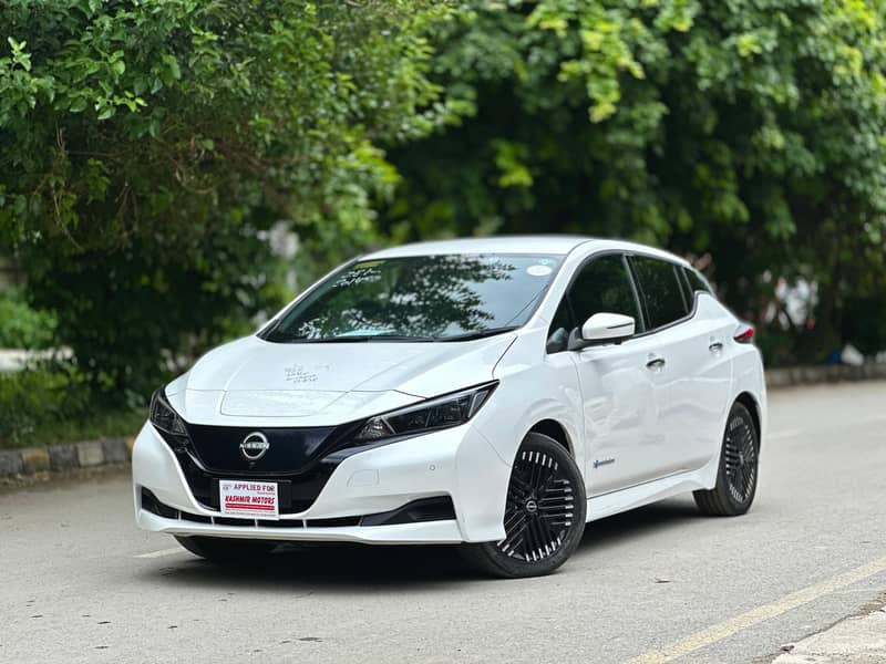 NISSAN LEAF ELECTRIC 2022/2025 Grade 4.5

                                                            alt=