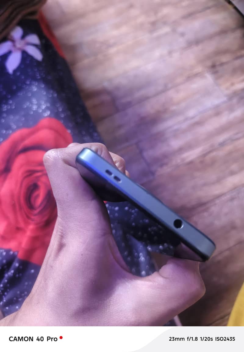 redmi A3 4/128 10/10 condition

                                                            alt=