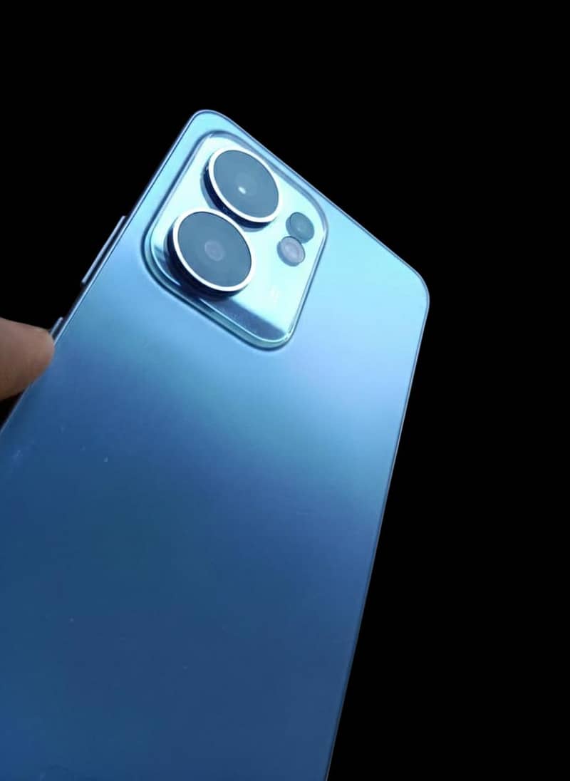 Oppo reno 13f 5g 12/512

                                                            alt=