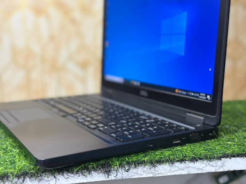 Dell Latitude 5590 Core i5 8th Generation Numpad Laptop

                                                            alt=