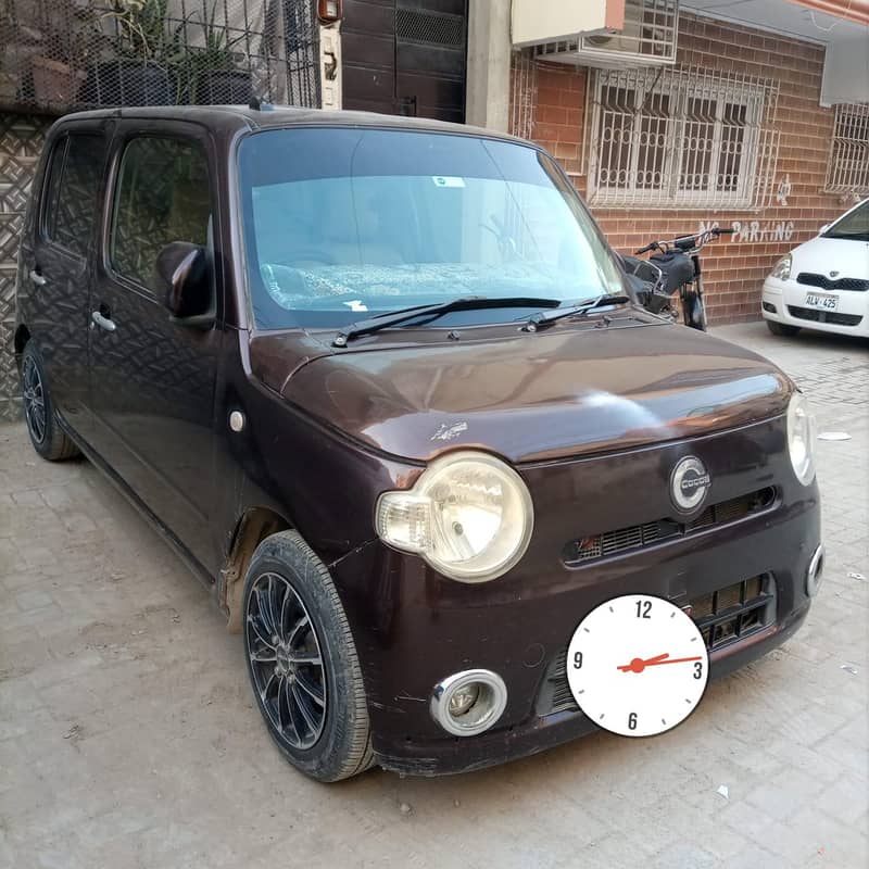 Mira Cooca 2015 Model, 2018 Registered

                                                            alt=