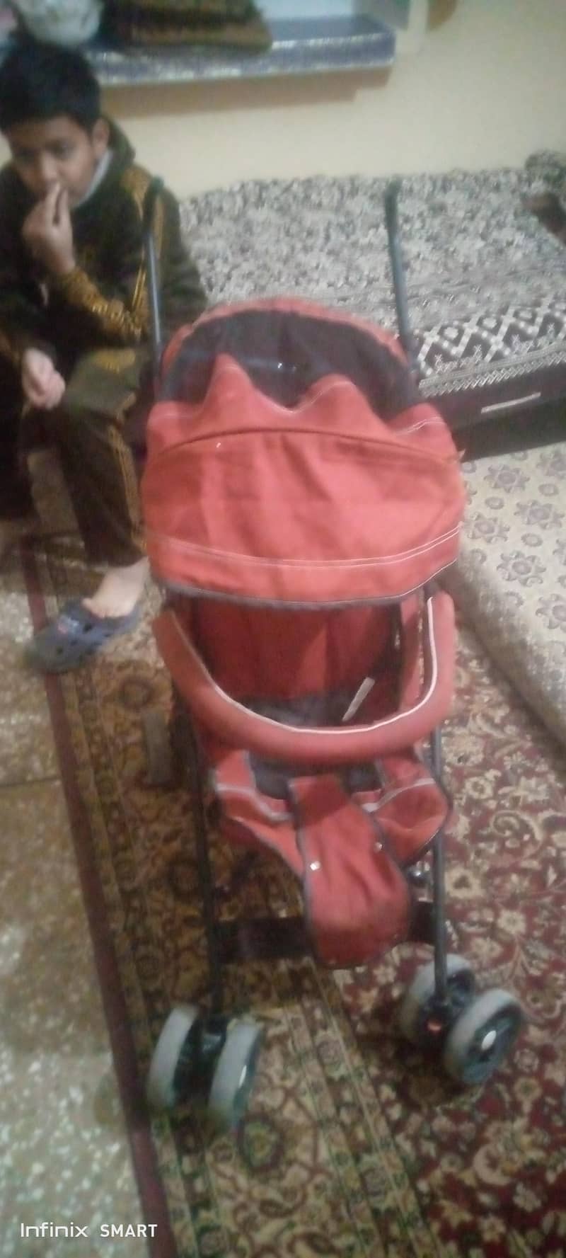 baby pram

                                                            alt=