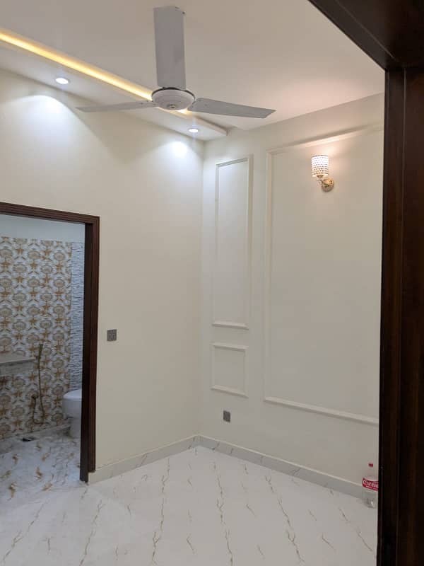 STUDIO APARTMENT For Rent In Al-Kabir Town Phase 2 Main Market Rent 28,000 Nizam Holdings

                                                            alt=
