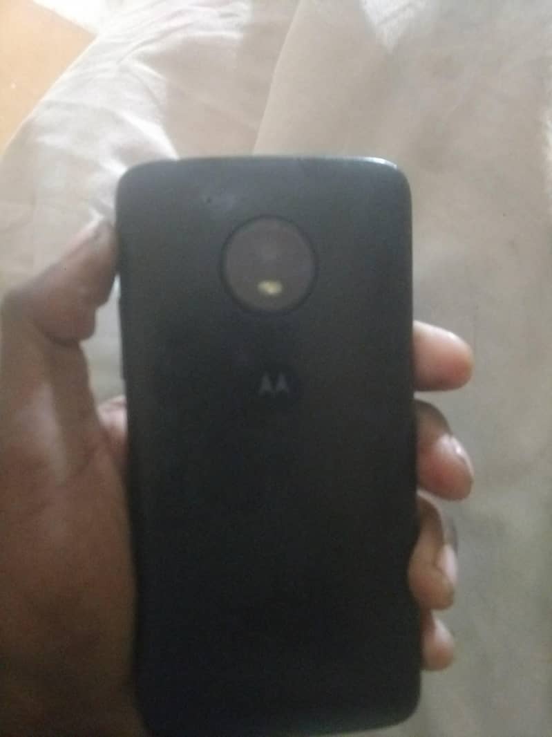Moto e4

                                                            alt=