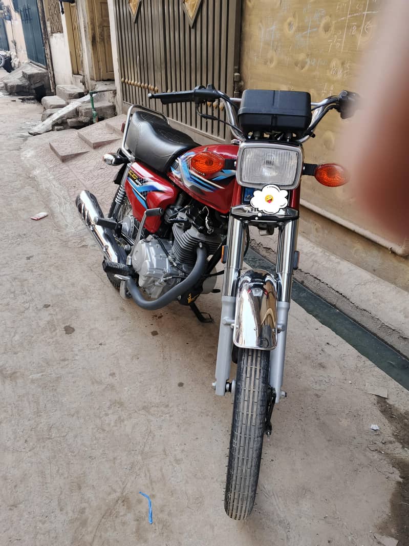 Honda 125 model 23 ( 23 k end pay nikla,24 ka Marka lga h)

                                                            alt=