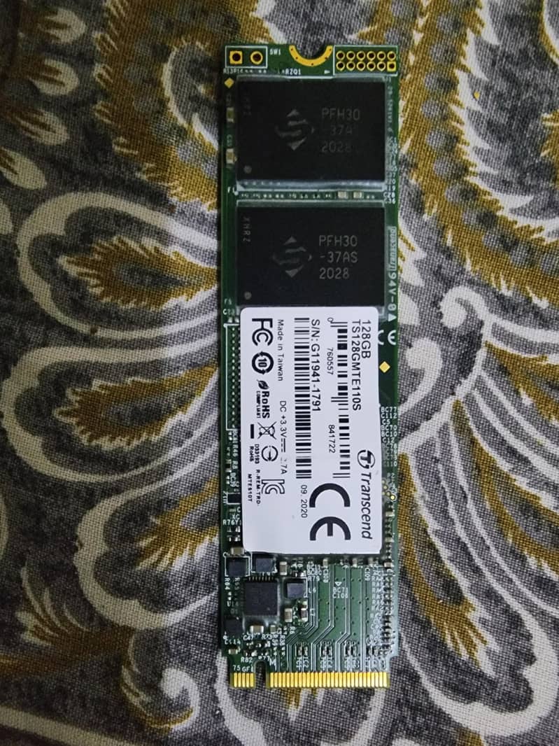 Transcent 128 GB NVME SSD

                                                            alt=