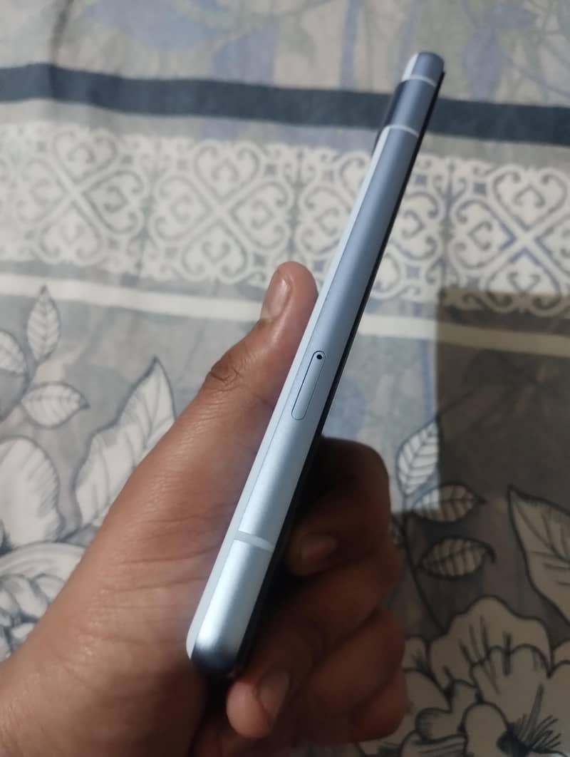 Google Pixel 7a

                                                            alt=