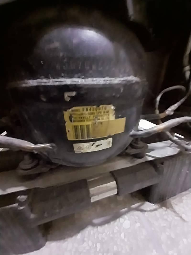 Refrigerator for sale

                                                            alt=