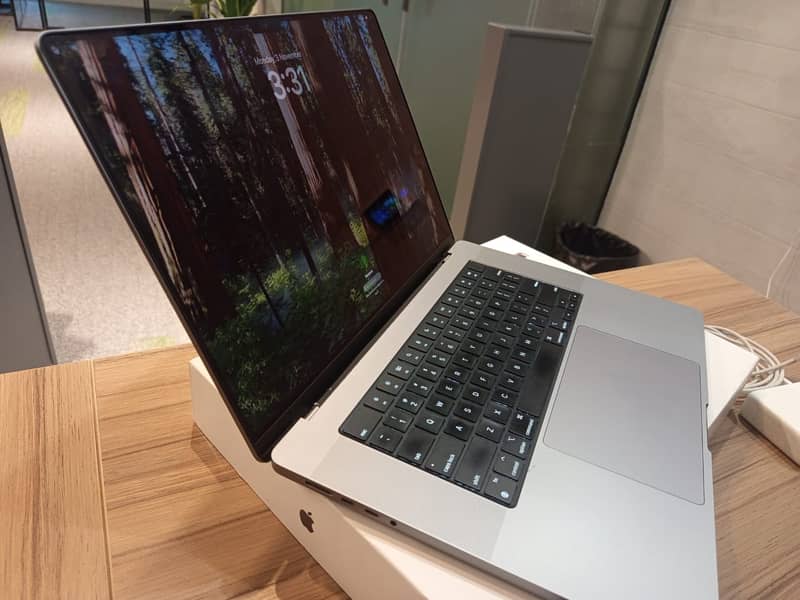 Apple MacBook Pro 16-inch, 2021

                                                            alt=