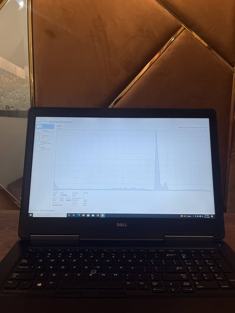 Dell Precision 7710 i7/6th HQ 16/256 4Gb M4000M Graphic Card Laptop

                                                            alt=