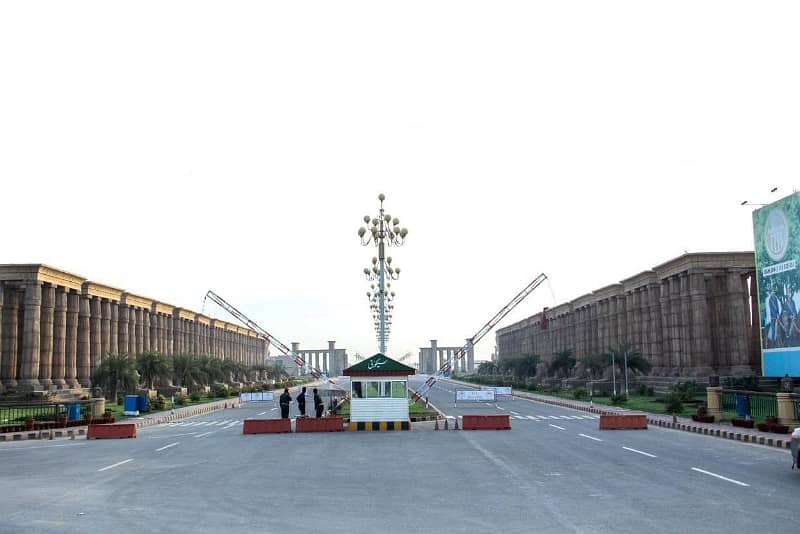 7 Marla Corner Park Facing Plot A Block Citi Housing Sargodha Road For Sale

                                                            alt=