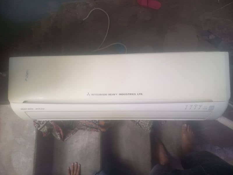 mitsubishi 1 ton

                                                            alt=