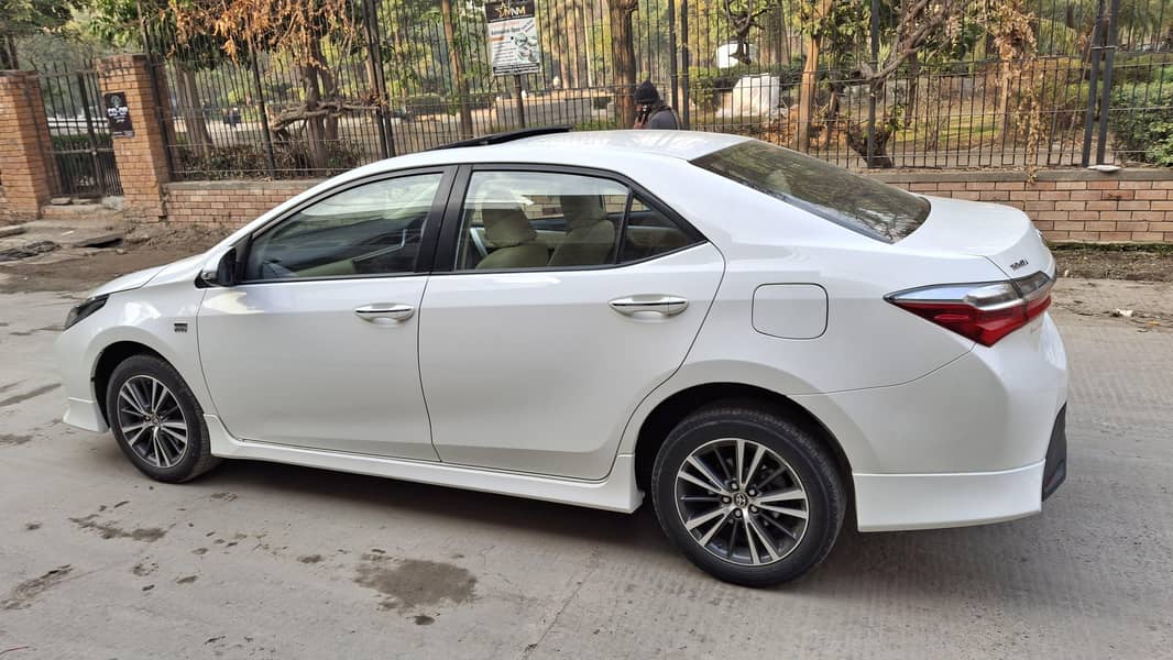 Toyota Altis 1.6 S. E 2022 Automatic Brand New Car

                                                            alt=