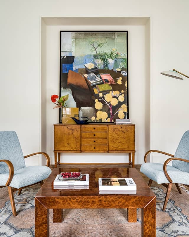 750 Yards Neat And Clean 6 Beds Bungalow For Rent With A Large Beautiful Garden Located Behind Karsaz In KDA Scheme 1 Suitable For Those Who Value Quite And Peaceful Living

                                                            alt=