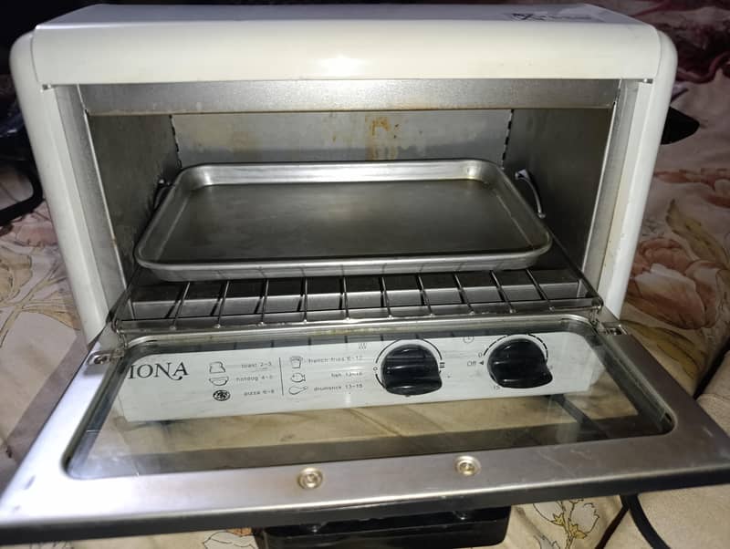 OWEN TOASTER 100 GOOD Condition 03067170995

                                                            alt=