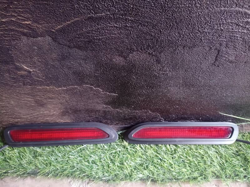 Universal Daylight  and back Reflector Lights

                                                            alt=