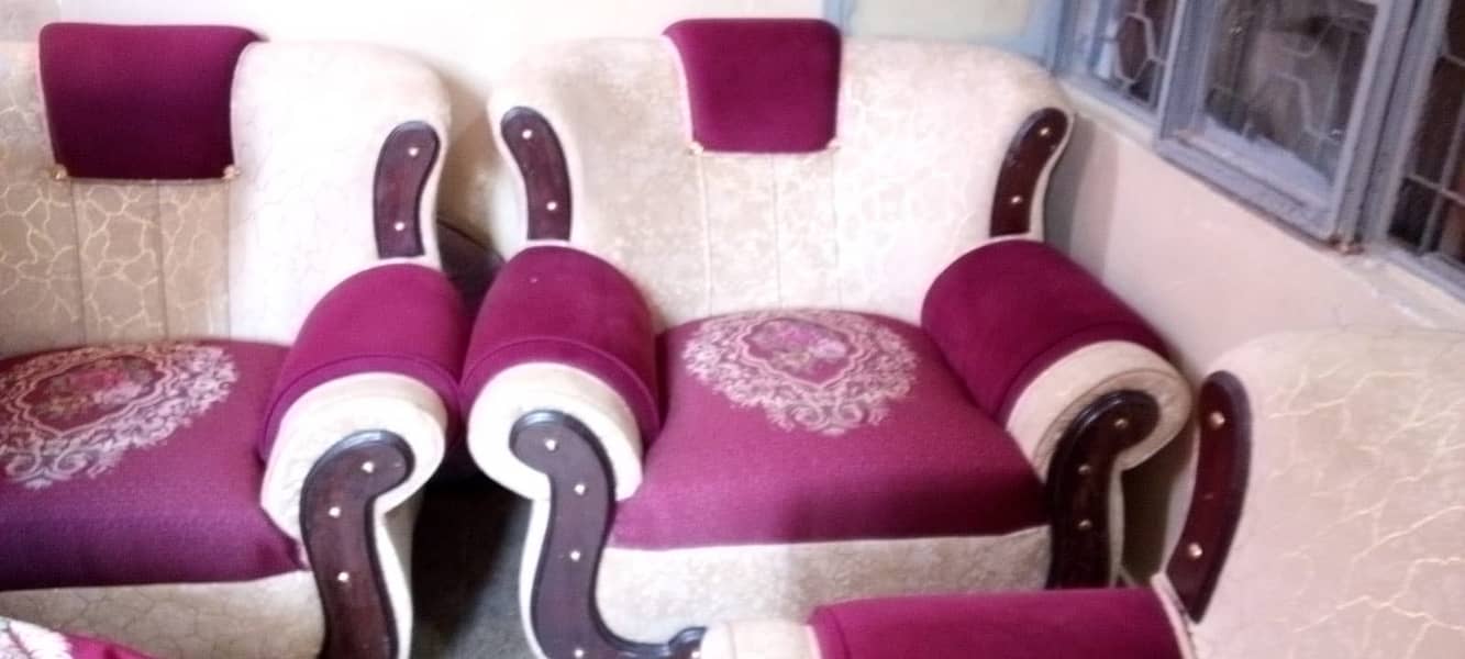 5 seater sofa

                                                            alt=