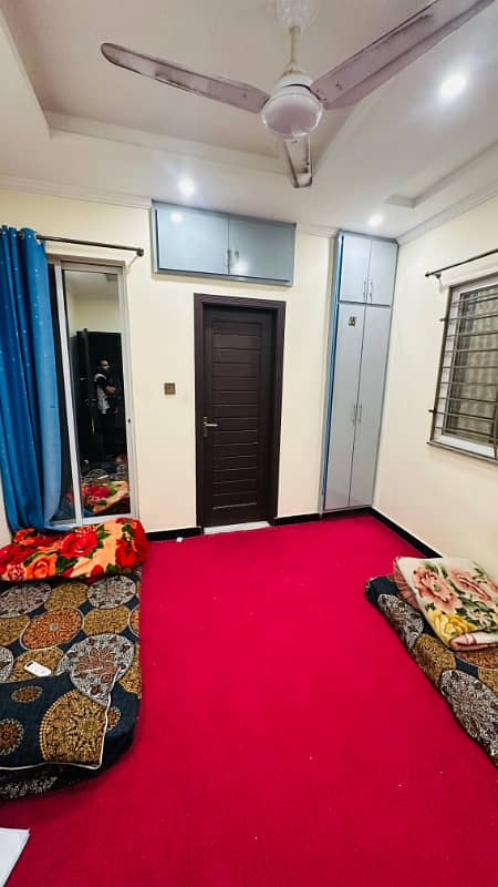 Premium boys Sharing Rooms Available For Rent in commercial market rawalpindi