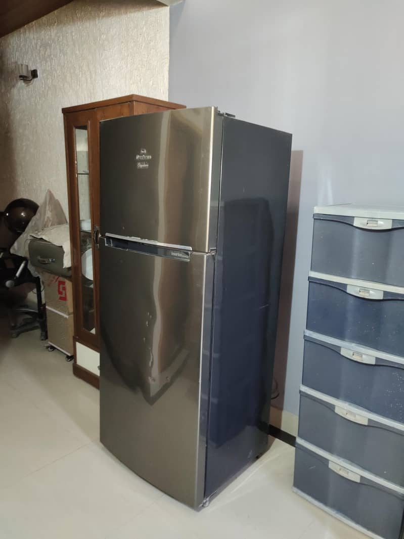 Dawlance Signature Inverter Refrigerator | Energy Saving | Like New

                                                            alt=