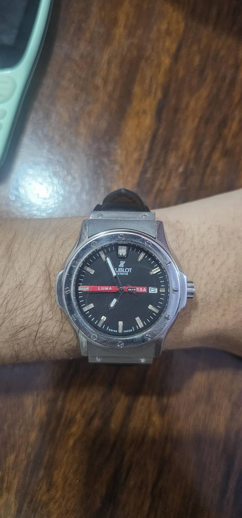 original hublot

                                                            alt=