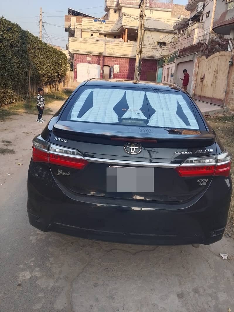 Toyota Corolla Altis 1.8 Grande

                                                            alt=