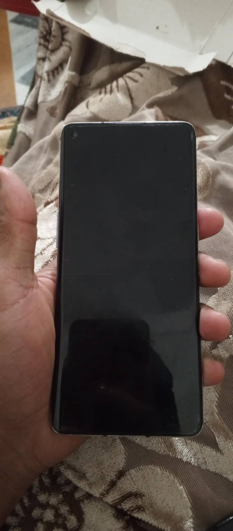 one plus 8 5g mobile phone

                                                            alt=