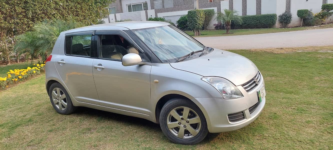 Suzuki Swift 2011

                                                            alt=