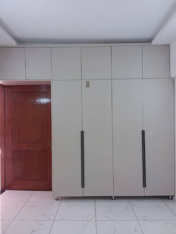 Ground floor portion for rent

                                                            alt=