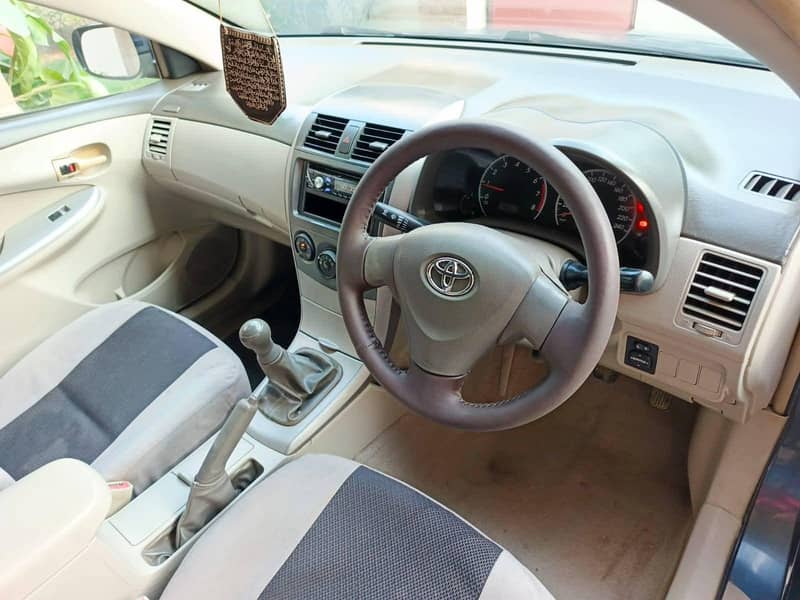 Toyota Corolla 2010

                                                            alt=