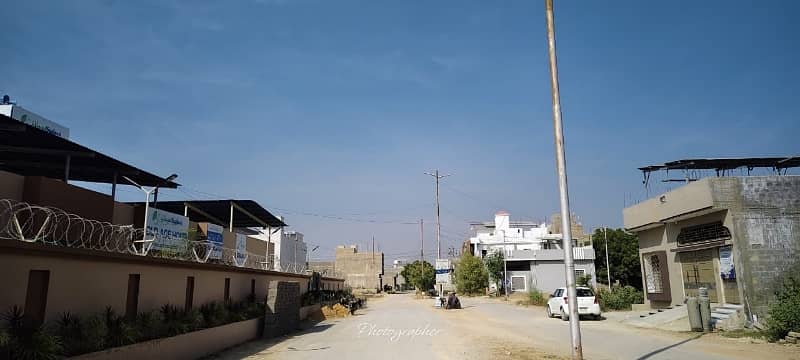 In Falaknaz Dreams Residential Plot Sized 200 Square Yards For sale

                                                            alt=