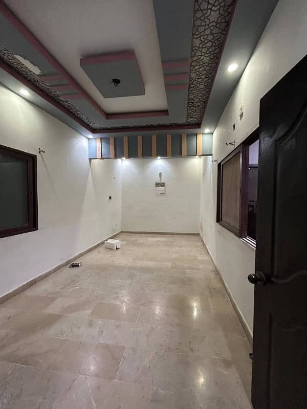 2 bed dd 2nd floor near kamzibad

                                                            alt=