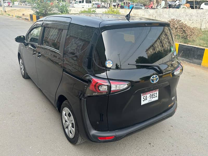 TOYOTA SIENTA G LED PAKGE MODEL 2019 REG 2025  ORIGNAL

                                                            alt=