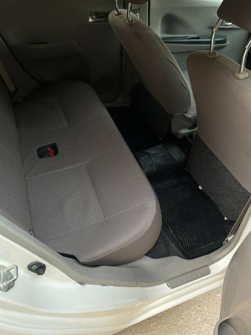 Daihatsu Mira 2016

                                                            alt=