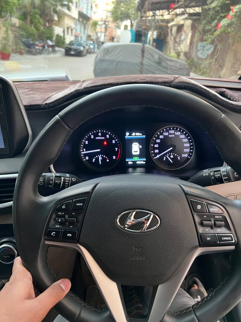 Hyundai Tucson 2022 AWD – Company Maintained

                                                            alt=