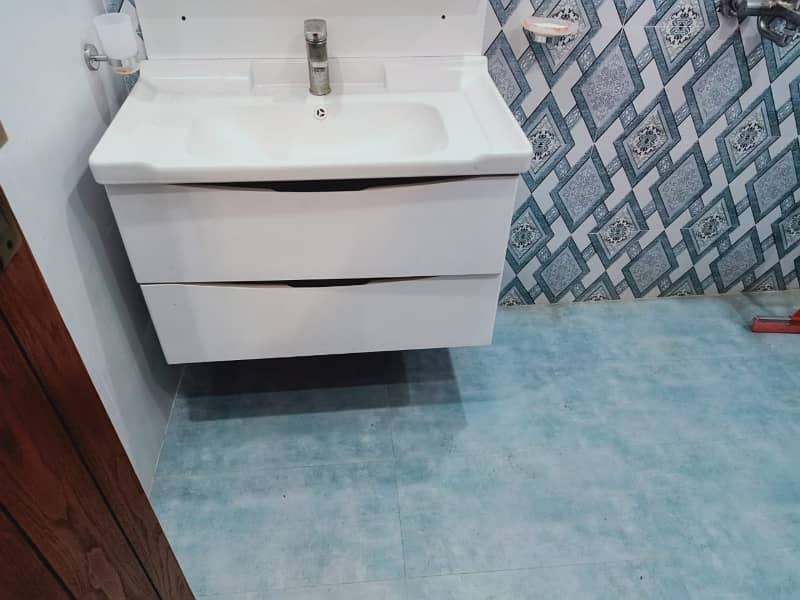 5 Marla Full Furnished House For Rant jinhha Black BahriaTowan Lahore