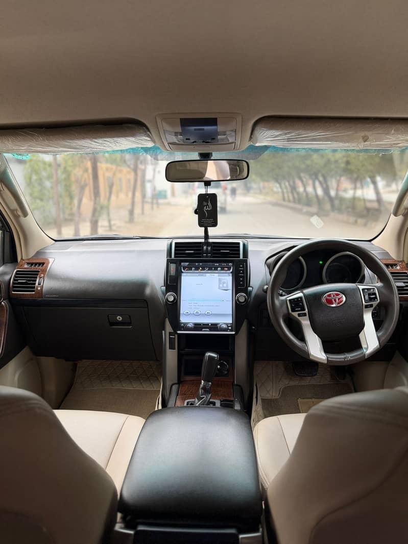 Toyota Prado Tx 2009 7 seats

                                                            alt=