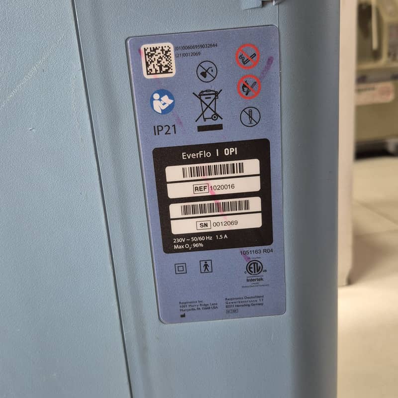 EverFlo Oxygen 5 litre Concentrator by Philips Respironics (USA)

                                                            alt=