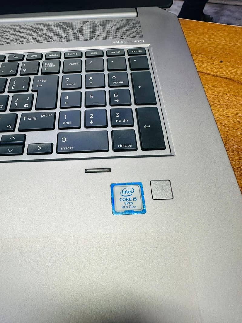 Hp Zbook G5

                                                            alt=