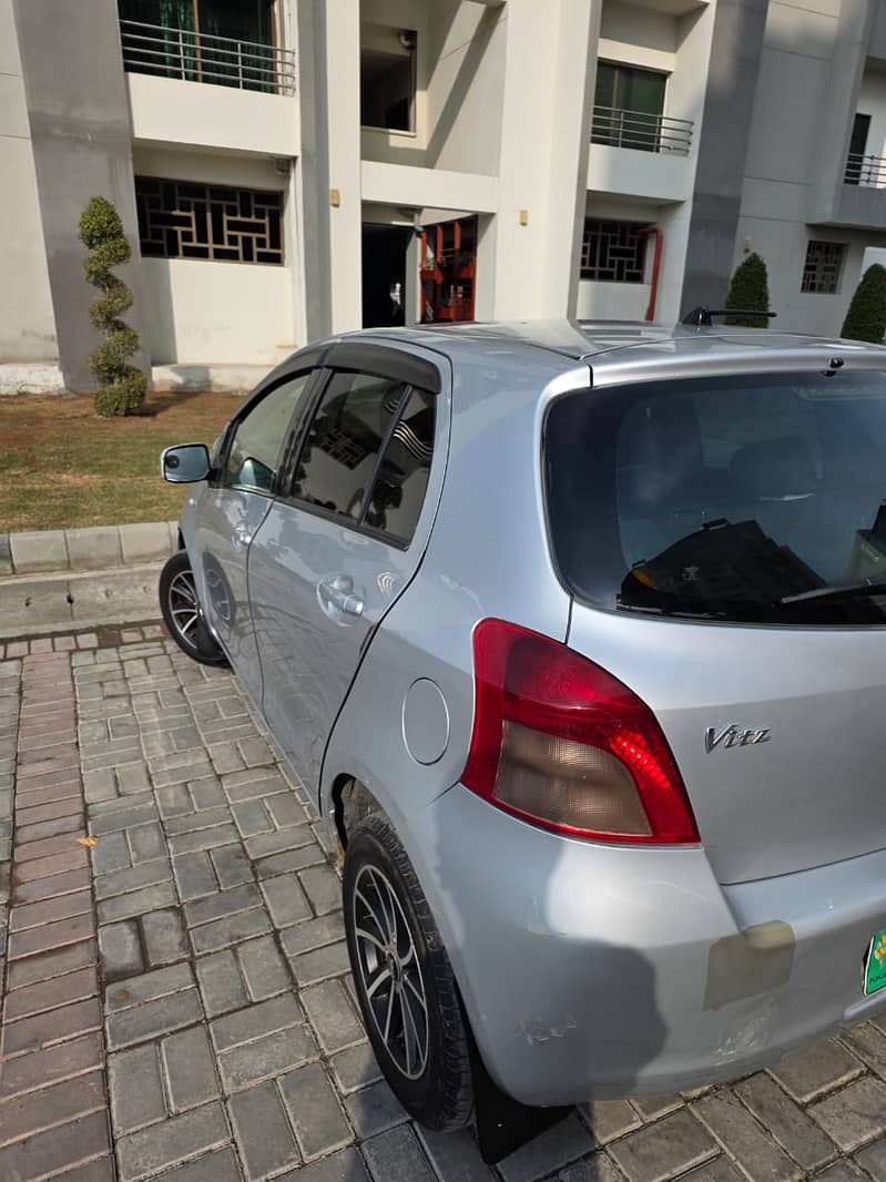 Toyota Vitz F 1.0 2005

                                                            alt=