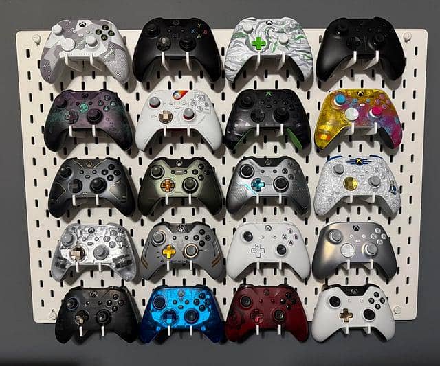 Xbox controllers

                                                            alt=