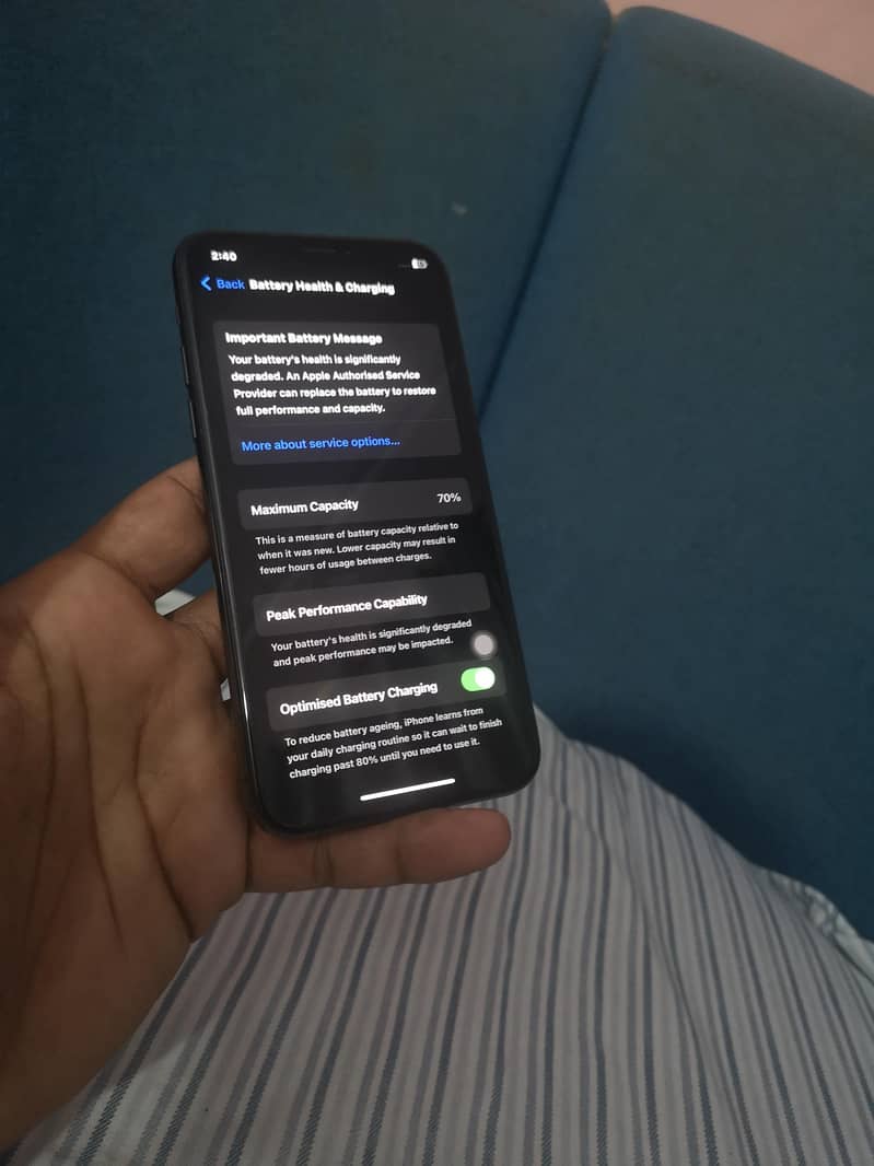 iPhone x Factery unlocked waterpack

                                                            alt=