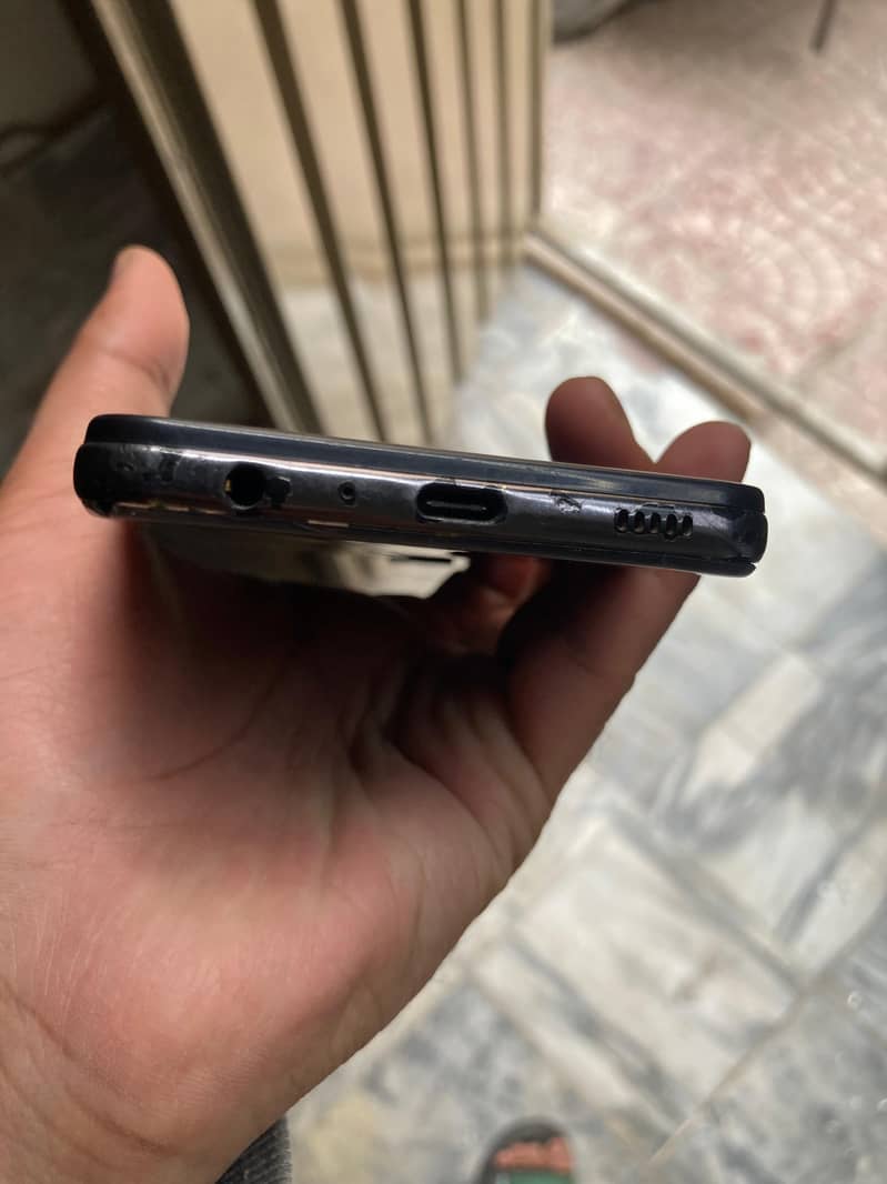 Samsung A32

                                                            alt=