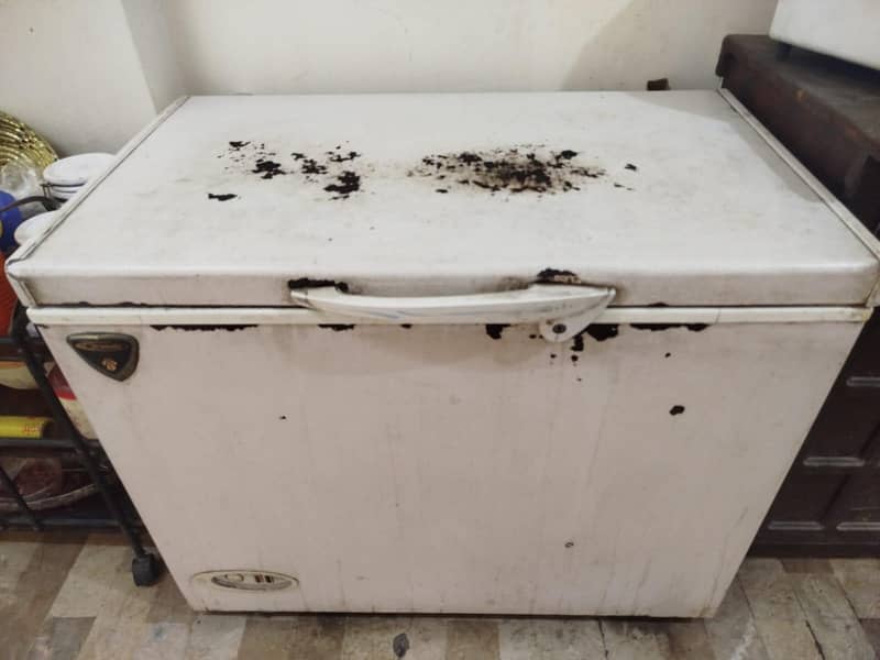 freezer for sale

                                                            alt=