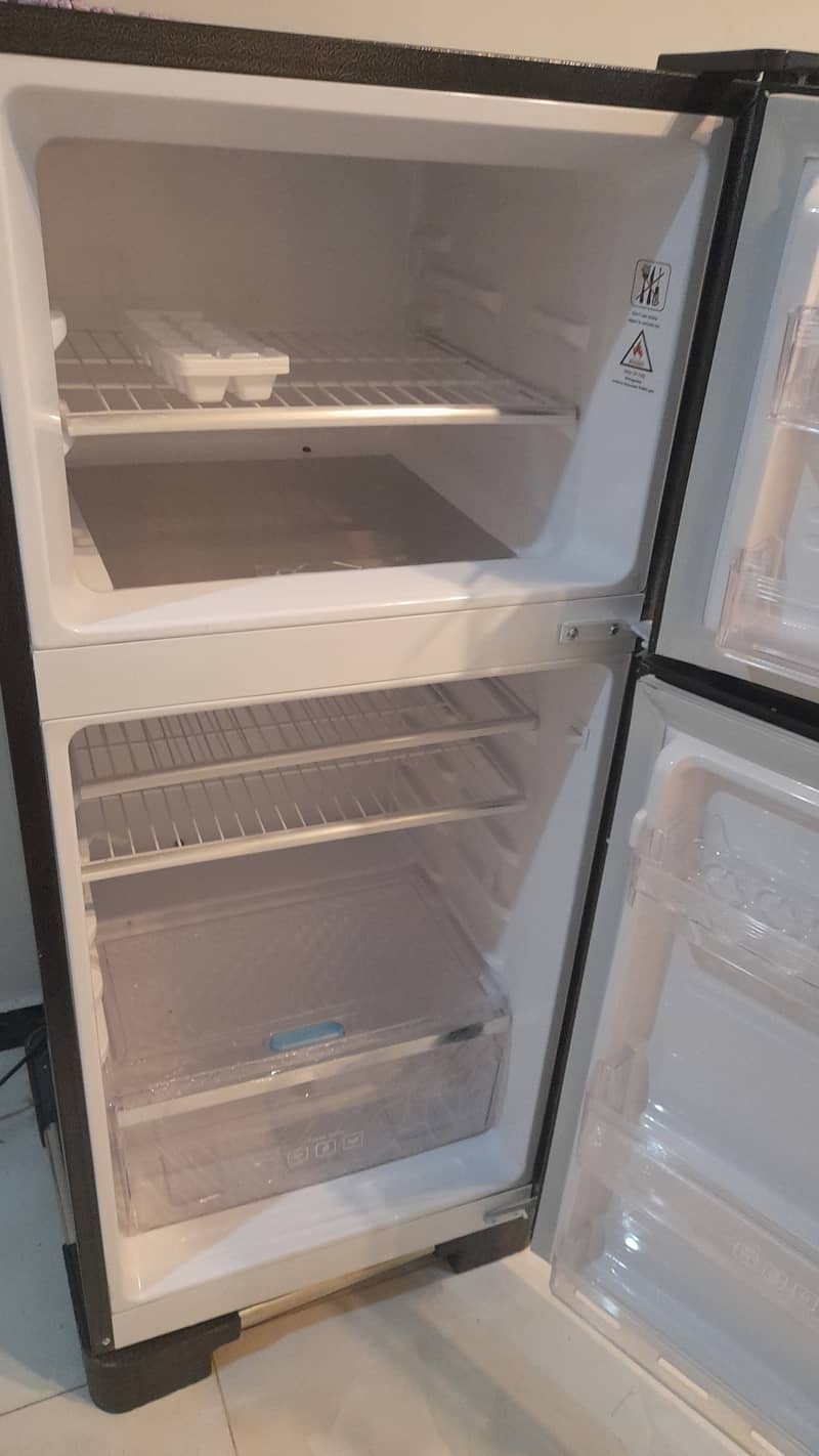 Kenwood Refrigirator

                                                            alt=