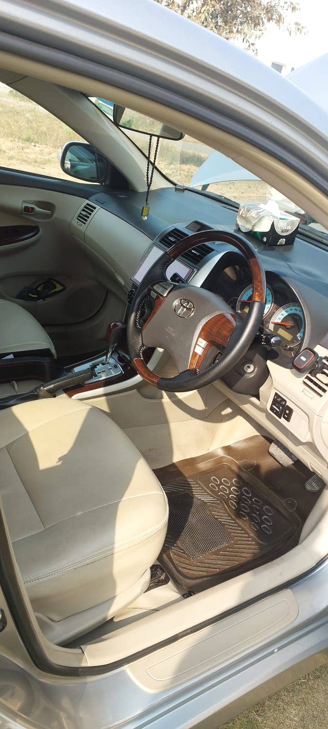 Toyota Corolla Altis 2012 Model

                                                            alt=